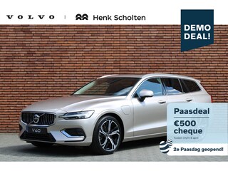 Volvo V60 T6 Plug-in hybrid AWD Plus Bright | Panoramisch dak met schuif-/kantel functie | Virtual Park Assist | Verwarmbaar Stuurwiel | Stoelen voor/achter verwarmbaar | Extra getint glas achter | 19'' Lichtmetalen velgen | Elektrisch verstelbare stoelen met memory functie | Harman/kardon Audiosysteem