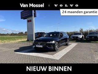 Volvo V60 2.0 T6 Plug-in hybrid AWD Essential Bright | Navigatie | Wegklapbare trekhaak | Climate control