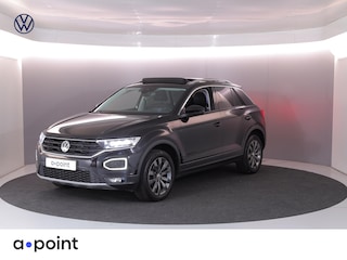Volkswagen T-Roc 1.0 TSI Style 115 PK | Panorama dak | Automatische airco | LED koplampen |