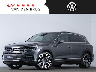 Volkswagen Touareg 3.0 TSI 381 PK eHybrid 4MOTION Elegance | LED Matrix IQ | Luchtvering | Panoramadak | 360 Camera | Navigatie PRO | 21 Inch Velgen | Trekhaak |