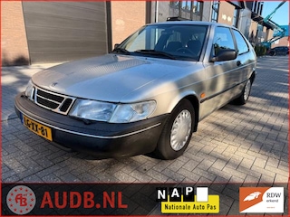 Saab 900 Coupé 2.0 S | AUTOMAAT| HELE NETTE AUTO|DEALER ONDERHOUDEN|