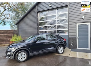 Volkswagen T-Roc 1.0 TSI Style 1e Eig. !! BTW-Auto !! Full-map Navigatie, Apple Carplay / Android, Airco, Adap. Cruise-Control.