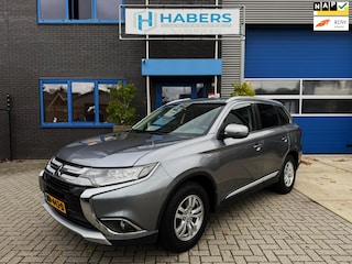 Mitsubishi Outlander 2.0 Business Edition 150PK|Origineel NL|Face Lift|Navi|DAB+|Climate|Trekhaak|Isofix|Camera|Cruise|Flippers|