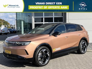 Opel Grandland 73kWh 213pk GS | Elektrische achterklep | Verwarmbare stoelen en stuur | Navigatie | 360 Camera | Hud |