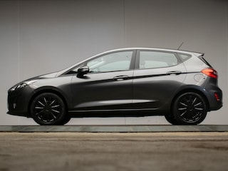 Ford Fiesta 1.1 Sport (APPLE CARPLAY,NAVI,LED,PDC,LANE ASSIST,DAB,BLUETOOTH,SPORTSTOELEN,LM VELGEN,NIEUWE APK,NETTE STAAT)