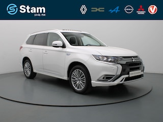 Mitsubishi Outlander 225pk PHEV Intense+ Automaat 360° Camera | Cruise | Stoel-/stuurverw. | Trekhaak | Panoramadak