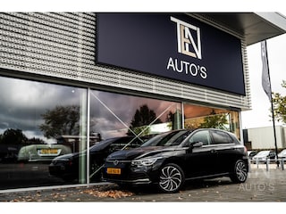 Volkswagen Golf 8 1.4 eHybrid Style | CarPlay | Keyless | Memory | Stoel- & Stuurwielverwarming