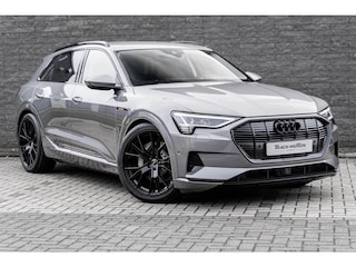 Audi e-Tron 55 quattro advanced Grey & Black