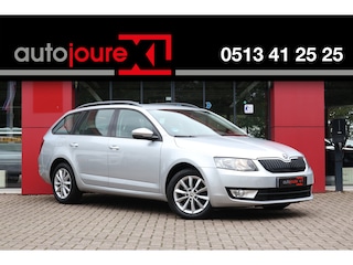 Skoda Octavia Combi 1.2 TSI Greentech Ambition Businessline | Origineel NL | Trekhaak | Navigatie | Cruise Control |