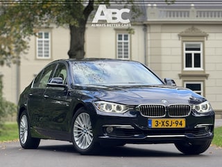 BMW 320i High Executive Dealer onderhouden
