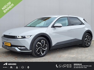Hyundai Ioniq 5 Connect 77.4 kWh / 100% SOH/ Fabrieksgarantie / Origineel NL auto / Allseason banden / 3 Fasen laden / Navigatie / Camera / Stuur- en stoelverwarming / Bose audio / DAB / Android Auto / Apple Carplay /