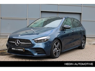 Mercedes-Benz B-klasse 180 Business Solution AMG l Navigatie l Trekhaak l AMG-Pakket