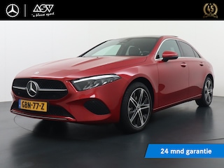 Mercedes-Benz A-klasse 250 e Luxury Line | Panorama - Schuifdak | Trekhaak Wegklapbaar | Sfeerverlichting | Winterpakket | DAB+ Radio | Achteruitrij Camera |