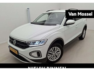 Volkswagen T-Roc 1.0 TSI Life | 115 PK | Digital Cokpit | Navigatie | Carplay / Android Auto | All Season Banden | Park Assist PRO | Parkeercamera |