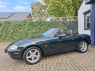 Mazda MX-5 1.6i Mooie auto! Nieuwe 15" en banden