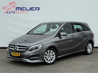 Mercedes-Benz B-klasse 180 Ambition LED | Navi | Cruise | Camera | Airco | Parkeersensoren | Hoge zit | Automaat !!