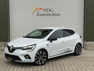 Renault Clio 1.6 E-Tech Hybrid 140 First Edition / Clima / Camera / Navigatie / 17" LM velgen / Trekhaak