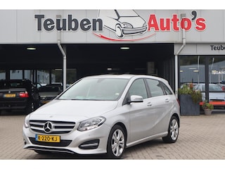 Mercedes-Benz B-klasse 200 d Business Solution AMG Stoelverwarming, Camera, Navigatie, Airco, Cruise control