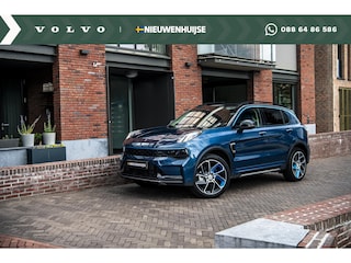 Lynk & Co 01 1.5 | 360 Camera | Panoramadak | Camera | Adaptieve Cruise Control | Elek. Achterklep | Stoelverwarming | Apple Car Play | Parkeersensoren voor + achter |