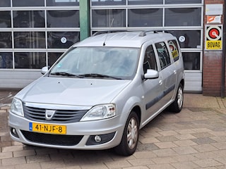 Dacia Logan 1.6 Blackline 7 persoons/Trekhaak