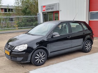 Volkswagen Polo 1.4-16V Trendline