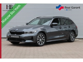 BMW 3-serie Touring 330e Headup/Pano/trekhaak