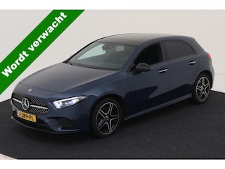 Mercedes-Benz A-klasse 250 e Business Solution AMG Limited NL-AUTO | PANODAK | 360 SENSOREN | CAMERA
