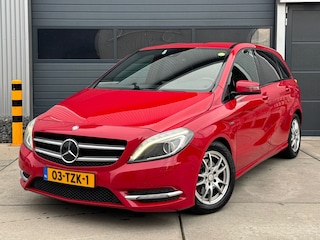 Mercedes-Benz B-klasse 200 CDI Ambition AUT / CRUISE / CLIMA / PDC / LEDER