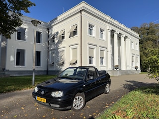 Volkswagen Golf CABRIO 2.0, 111.000 KM !!, NIEUWE KAP, LEDER