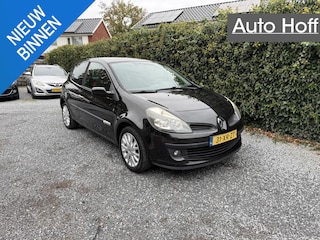 Renault Clio 1.4-16V Rip Curl | Airco | Cruise Control | LMV | Privacy Glass | Nieuwe APK