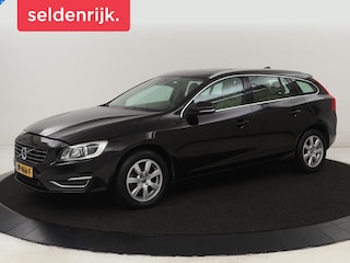 Volvo V60 2.0 D2 Nordic+ | Leder | Camera | Stoelverwarming | Bluetooth | Cruise control | Navigatie | LMV 16 inch | Climate control