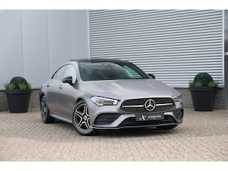 Mercedes-Benz CLA 200 164PK AMG Night Aut. Pano|Trekh|Elek stoelen|Mat|Sfeervl