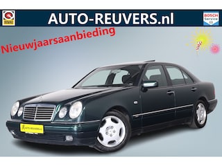 Mercedes-Benz E-klasse 230 Avantgarde VOOR DE LIEFHEBBER / Airco / Schuifdak