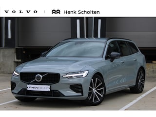 Volvo V60 T6 Plug-in hybrid AWD Plus Dark | Rondomzicht Camera | Semi Electrische trekhaak | Electronic Climate Control | Adaptieve Cruise Control | Parkeersensoren | Rijstrooksensor Met Correctie | Navigatiesysteem | Verwarmbare Voorstoelen | Verwarmbaar Stuurwiel | Keyless Entry |