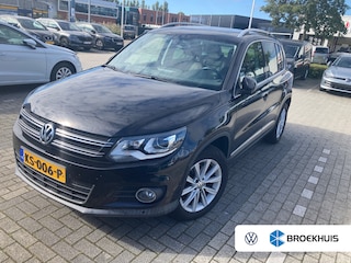 Volkswagen Tiguan 1.4 TSI 150 pk Sport&Style 7-DSG | Panoramadak | Navigatie | Parkeersensoren |