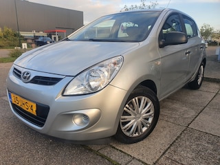 Hyundai i20 1.2i Active 5-DRS|APK|NAP|2010