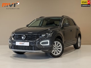 Volkswagen T-Roc 1.5 TSI Sport / 150pk / Stoel en stuur verwarming / Keyless / Virtual cockpit / Dodehoek herkenning /