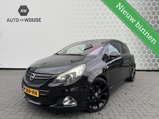 Opel Corsa 1.6-16V Turbo OPC Recaro stoelen Airco vol leder