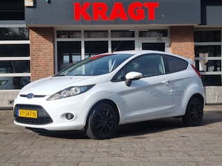 Ford Fiesta Trend 1.25 82 pk - APK 10-2026 - Navi - Spoiler - riem vv - zuinig!
