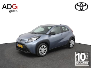 Toyota Aygo 1.0 VVT-i MT Play | Cruise control | Apple carplay-android auto | Parkeercamera |