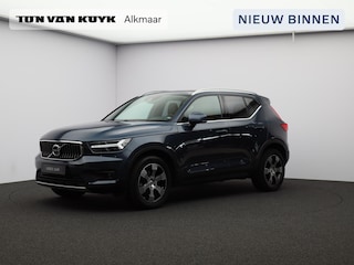 Volvo XC40 T5 247PK AWD Inscription / Panoramisch Dak / Trekhaak / 360gr Camera / Elek. Verstelbare Stoelen / BLIS / Keyless / All Season Banden /