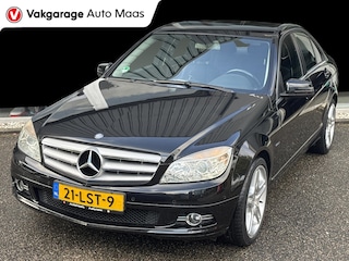 Mercedes-Benz C-klasse 180 CGI BlueEFFICIENCY Business Edition / Youngtimer /18 inch LM/ Distributie ketting verv 2024/