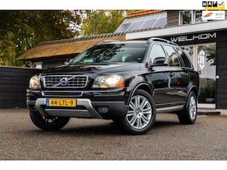 Volvo XC90 2.5 T5 Limited Edition Youngtimer I NL Auto I NAP I 7 Zits I Leder I Trekhaak I Climate I Cruise I Stoelverwarming