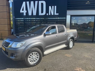 Toyota Hilux 3.0 D-4D AUT VAN DC UNIEKE 3.0 DIEL MOTOR NAP 216.690 KM 6 MND GAR € 23.495 EXCL BTW Auto in zeer goede staat dealer onderhouden schade vrij , deze zeer sterke 3.0 td motor is bijna niet meer te vinden in Nederland . FISCAAL VOORDELIG