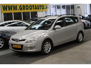 Hyundai i30 CW 2.0i Style Airco, Cruise Control, Trekhaak, Stuurbekrachtiging