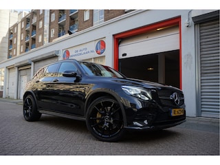 Mercedes-Benz GLC AMG 43 4MATIC Aut9 | NL AUTO | Burmester | Black on Black | Trekhaak (wegklapbaar) | 21inch | Diamond grille | Treeplanken |