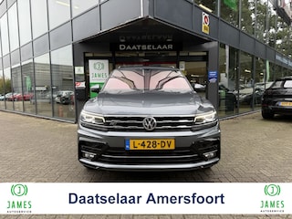 Volkswagen Tiguan 1.5 TSI Highline Business R Panoramadak Virtual Cockpit Automaat