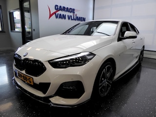 BMW 218i M Sport Automaat (Camera/Sportstoelen/DAB)