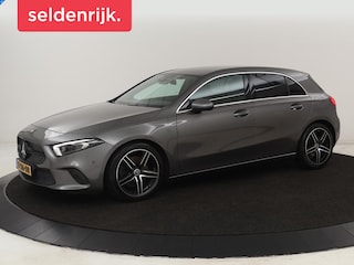 Mercedes-Benz A-klasse 250 Advantage | Stoelverwarming | Sfeerverlichting | Leder | Camera | Navigatie | Widescreen | LED | Cruise Control | Burmester Sound