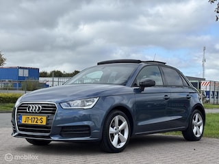 Audi A1 Sportback 1.0 TFSI Design Pro Line cruise pano